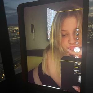 Meet your Posher, Veera